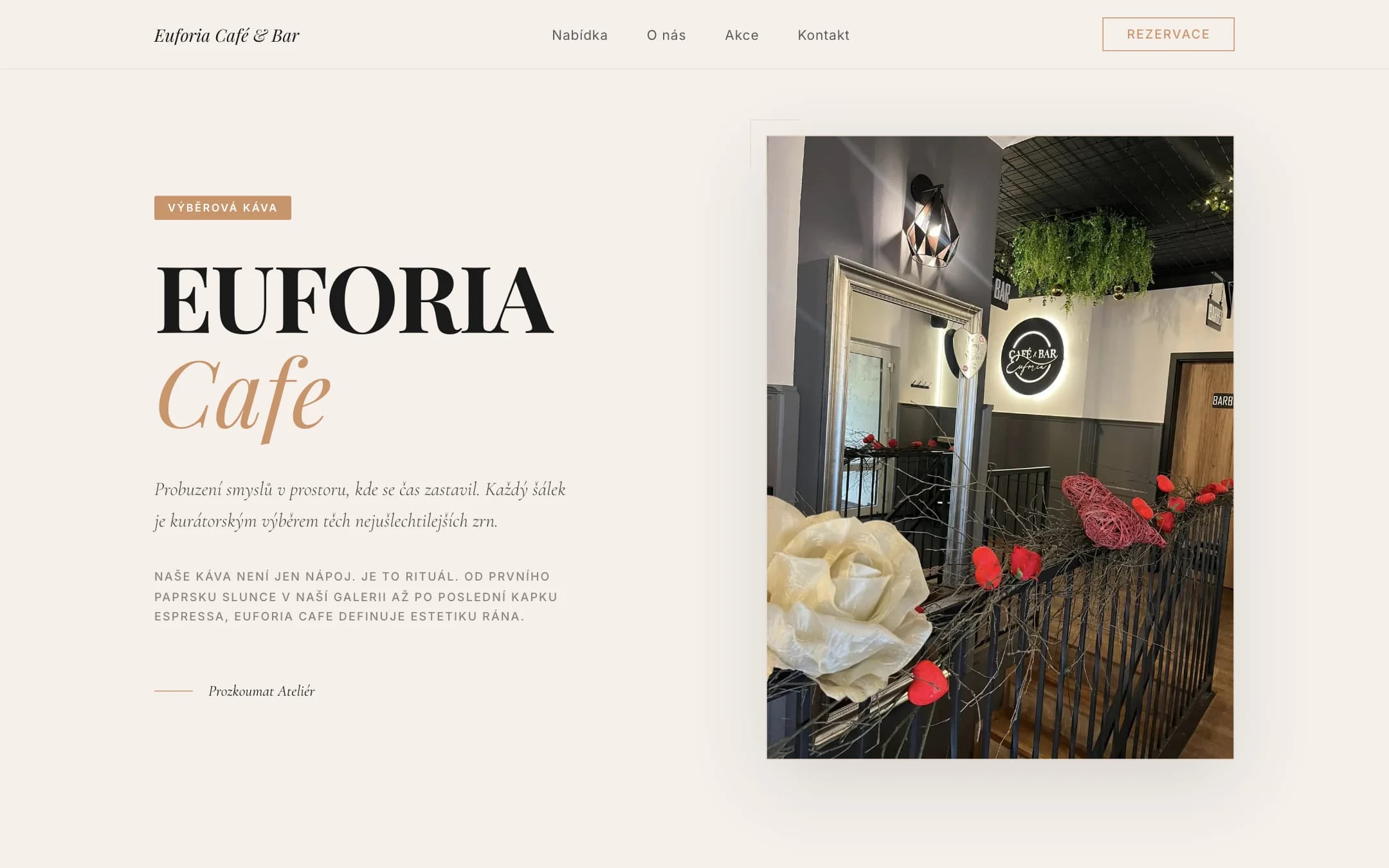 Euforia Cafe & Bar — duální web kavárny a koktejlového baru